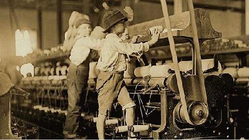 True Reclaimed New Heart Pine Engineered Hardwood Flooring of Olde Charleston Standard Collection